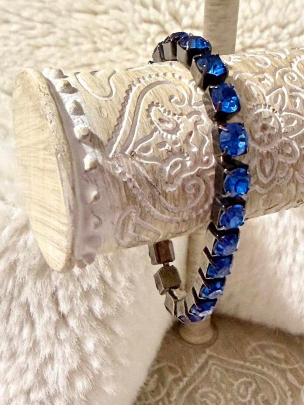 Beautiful Blue Rhinestone Bracelet